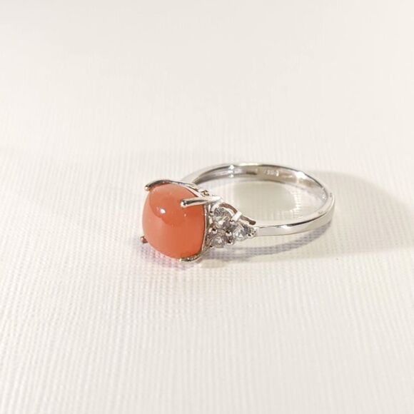 Peach Moonstone Ring with White Topaz SIZE 7 - Picture 1 of 9